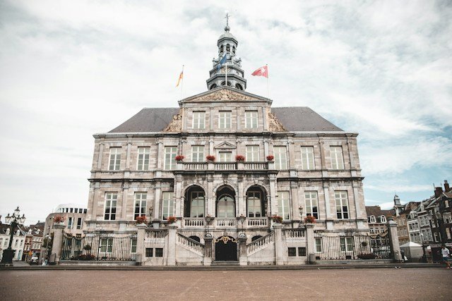 parkeren in maastricht centrum nabij de markt
